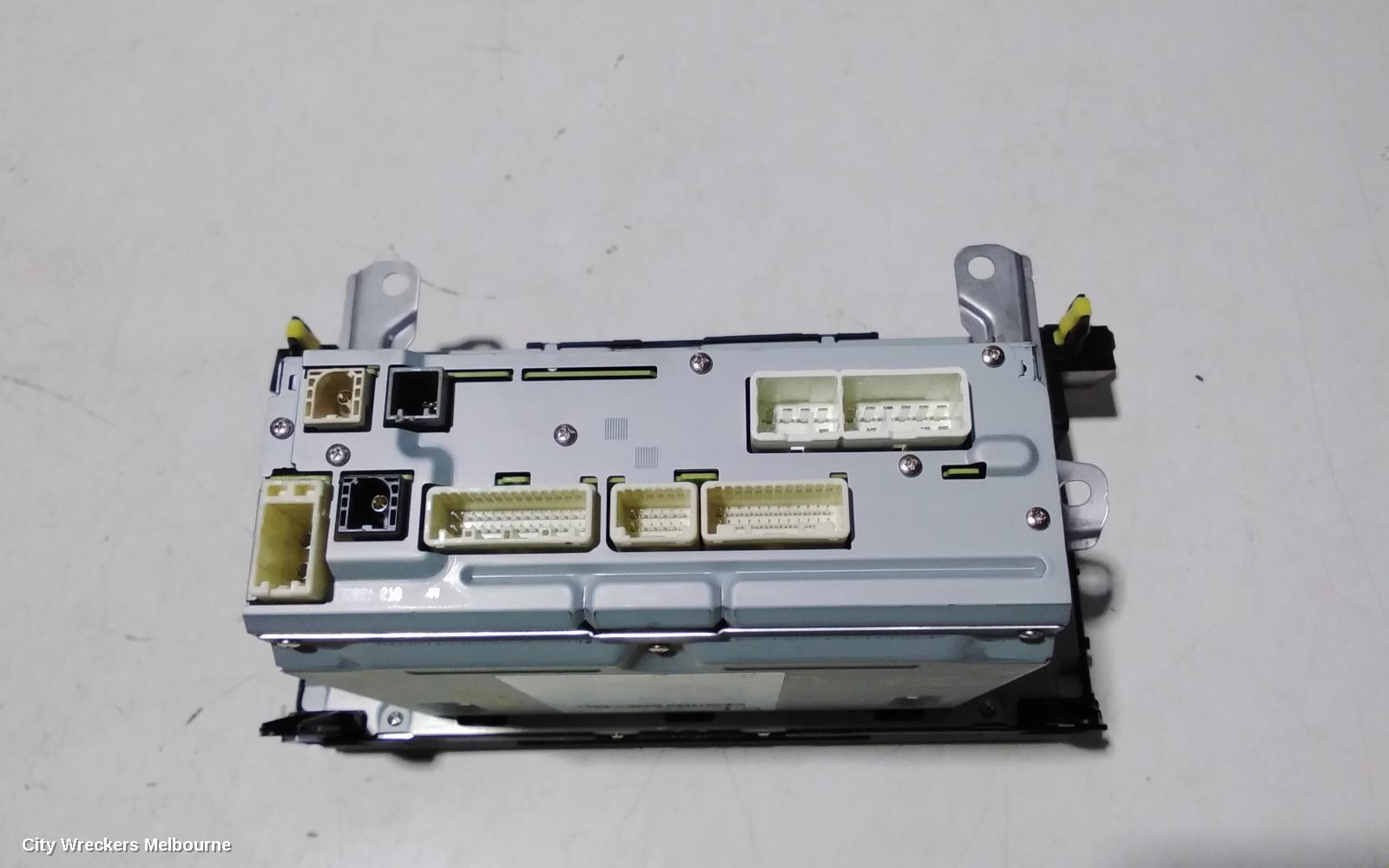 TOYOTA KLUGER RADIO/CD/DVD/SAT/TV, SAT NAV HEAD UNIT, GSU50/GSU55, 03/2014 - 02/2021