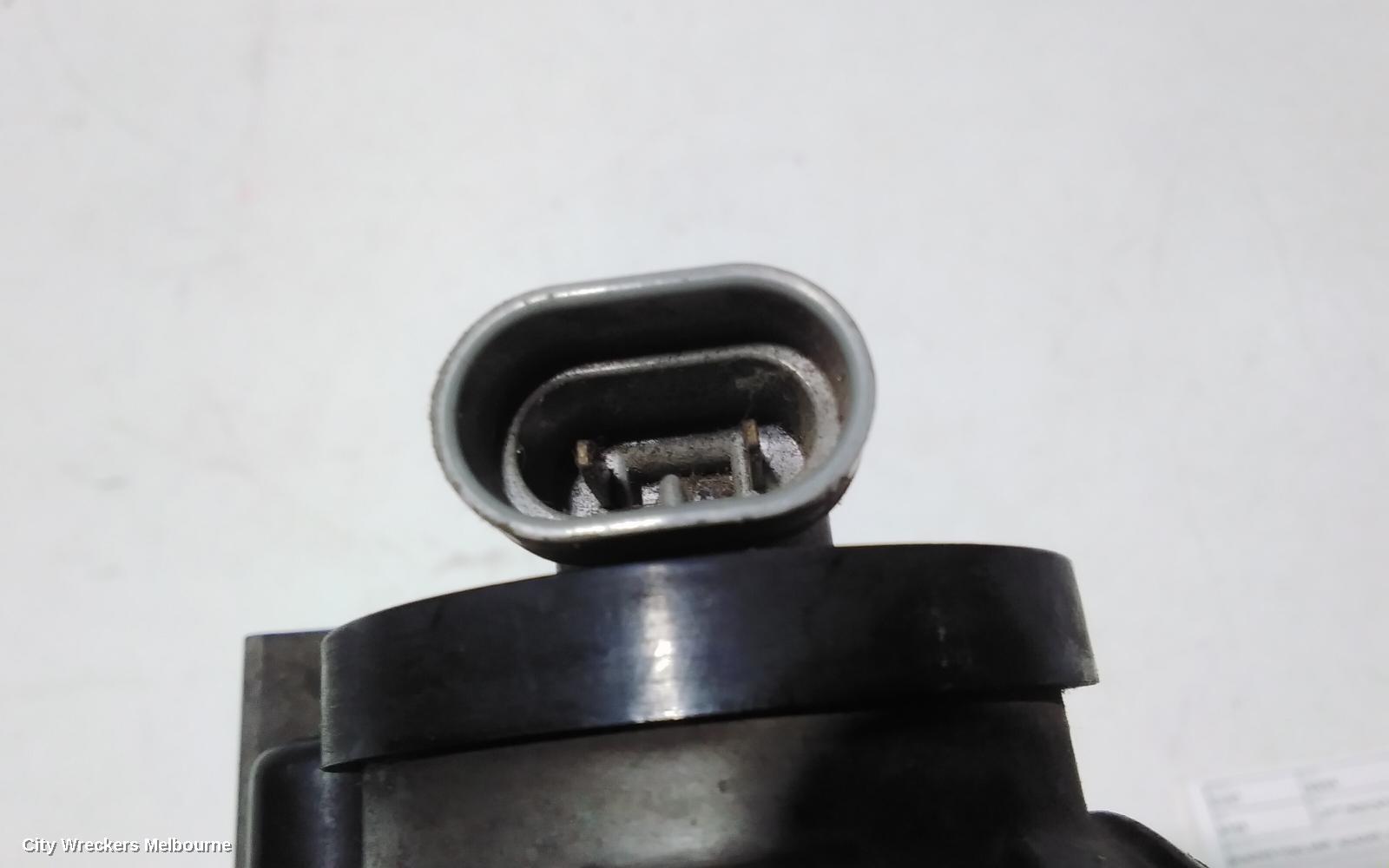 TOYOTA RAV4 LEFT INDICATOR/FOG/SIDE, BUMPER FOGLAMP, ACA2#R, CRUISER, LENS# 42-24, 07/2000 - 07/2003