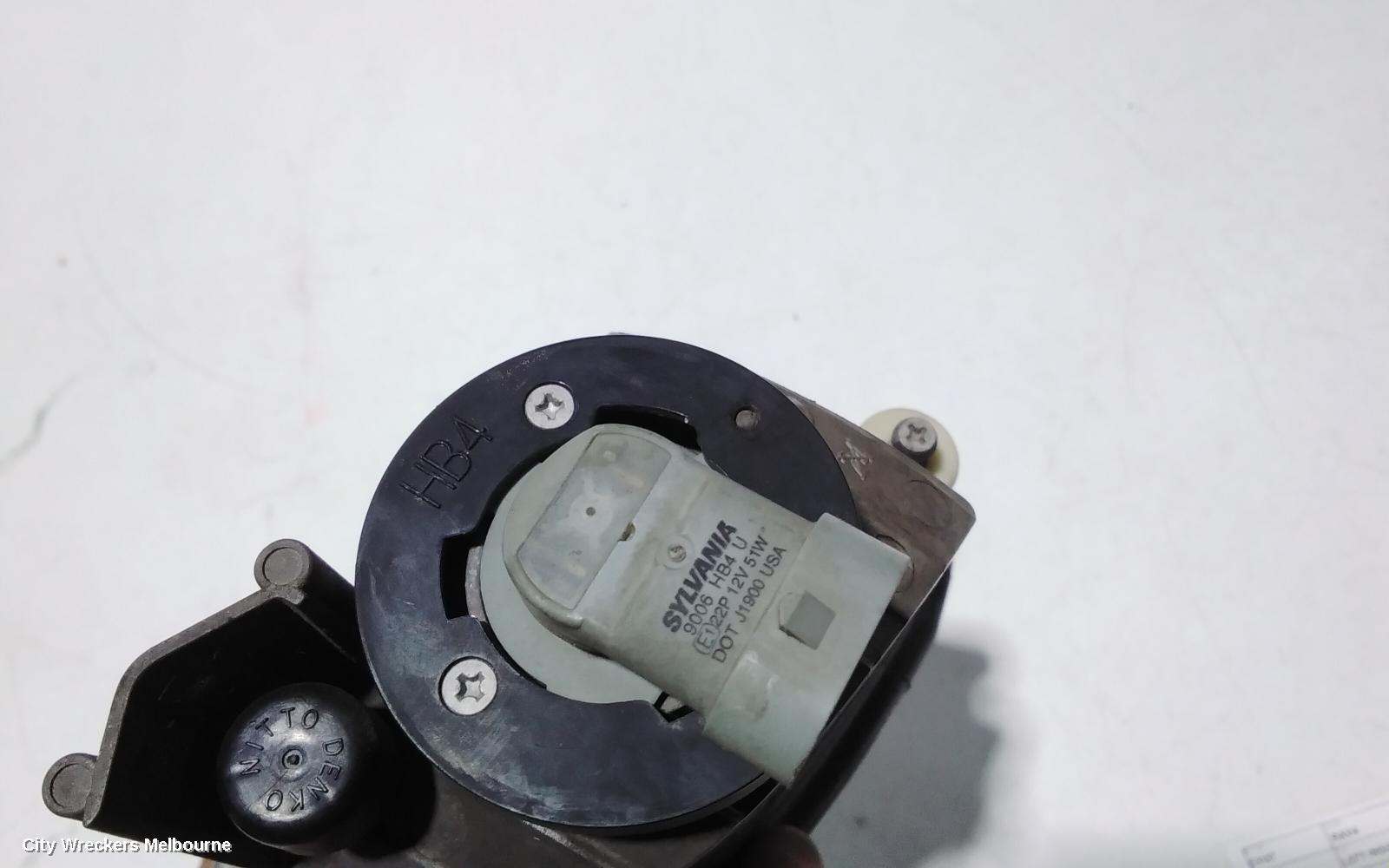 TOYOTA RAV4 LEFT INDICATOR/FOG/SIDE, BUMPER FOGLAMP, ACA2#R, CRUISER, LENS# 42-24, 07/2000 - 07/2003