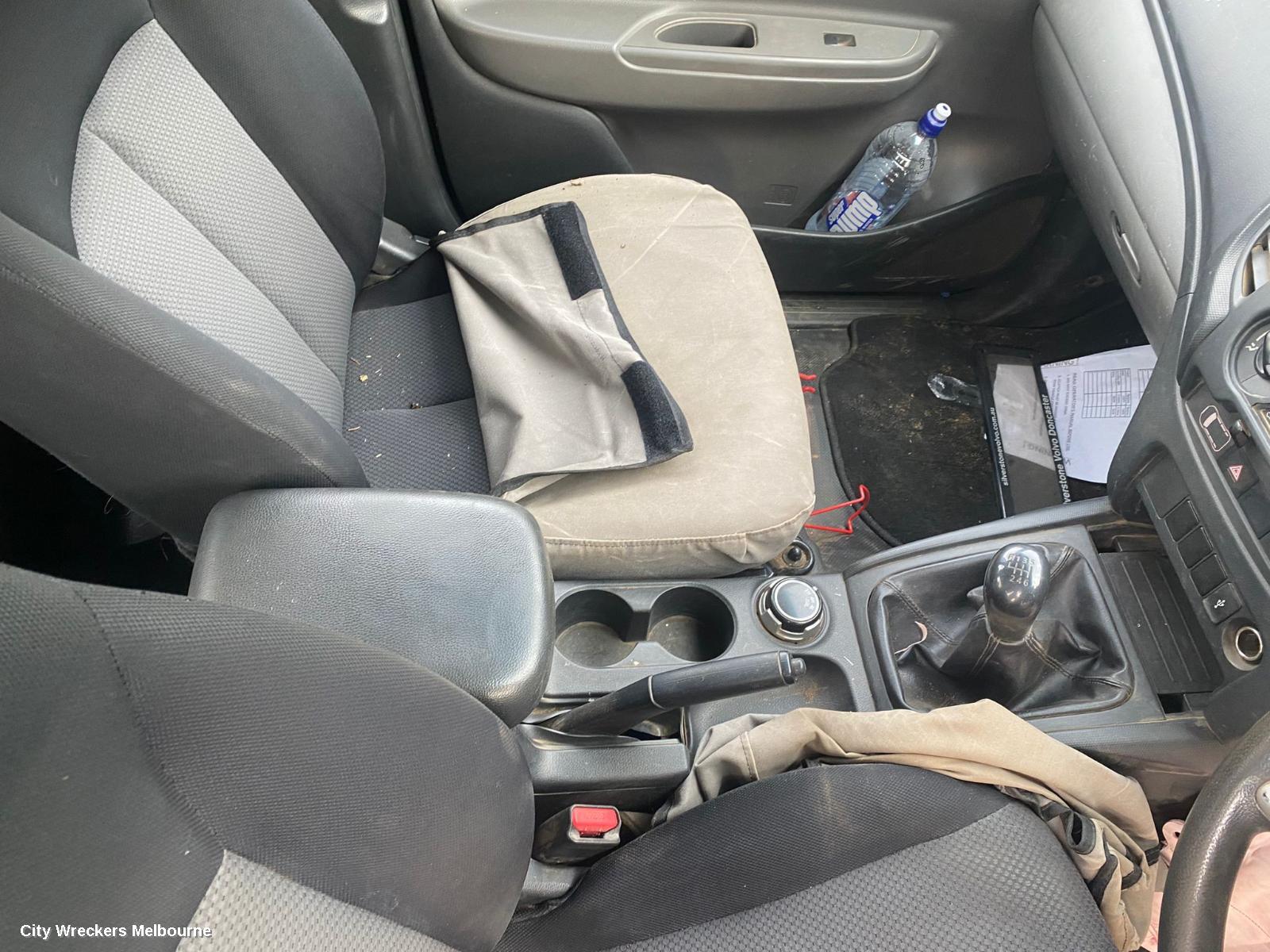 MITSUBISHI TRITON CONSOLE, MANUAL T/M TYPE, MQ-MR, 4WD, 03/2015 - 10/2023