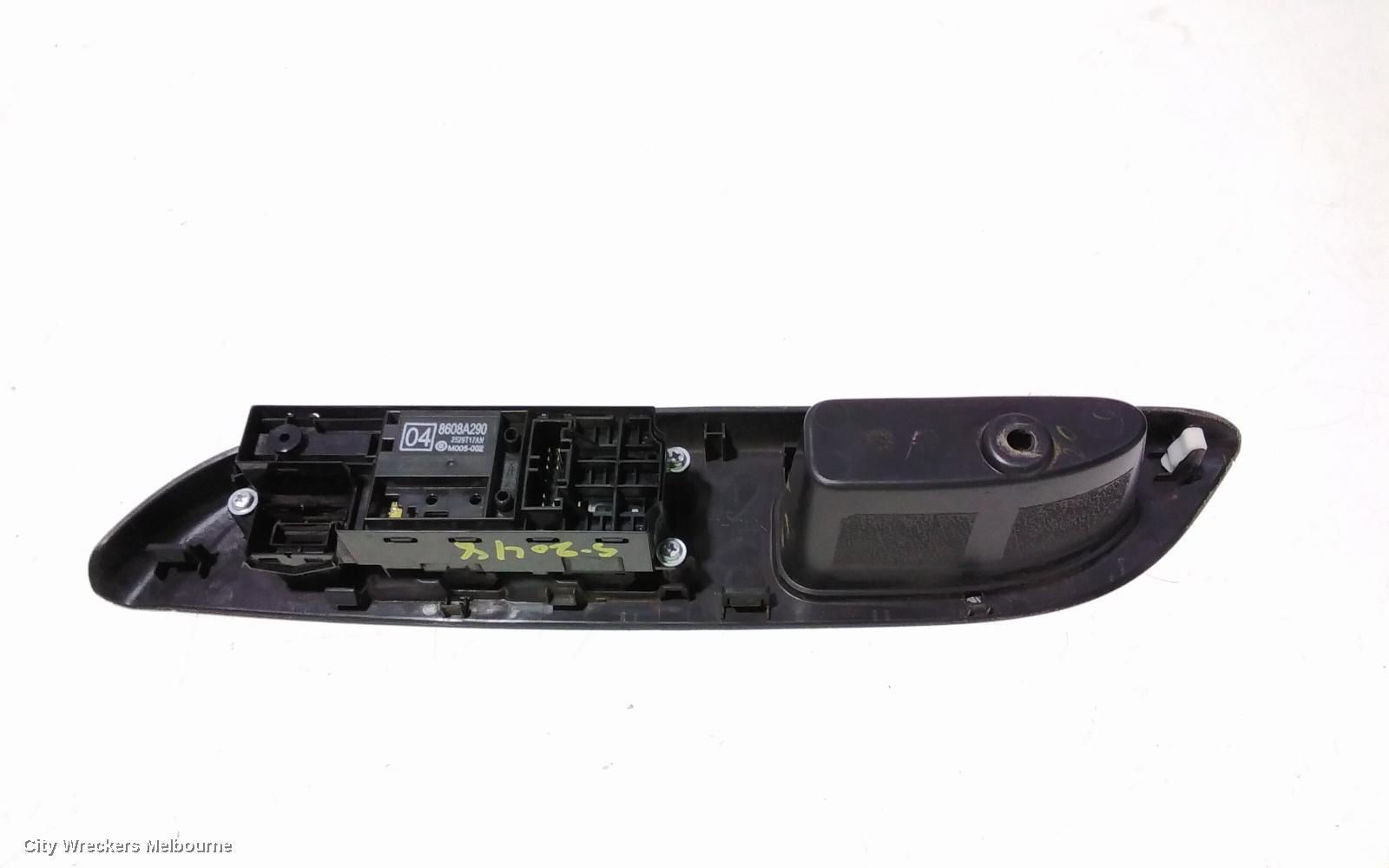 MITSUBISHI TRITON PWR DR WIND SWITCH, RH FRONT (MASTER SWITCH), 4 DOOR SWITCH TYPE, MQ-MR, 04/2015 ONWARDS