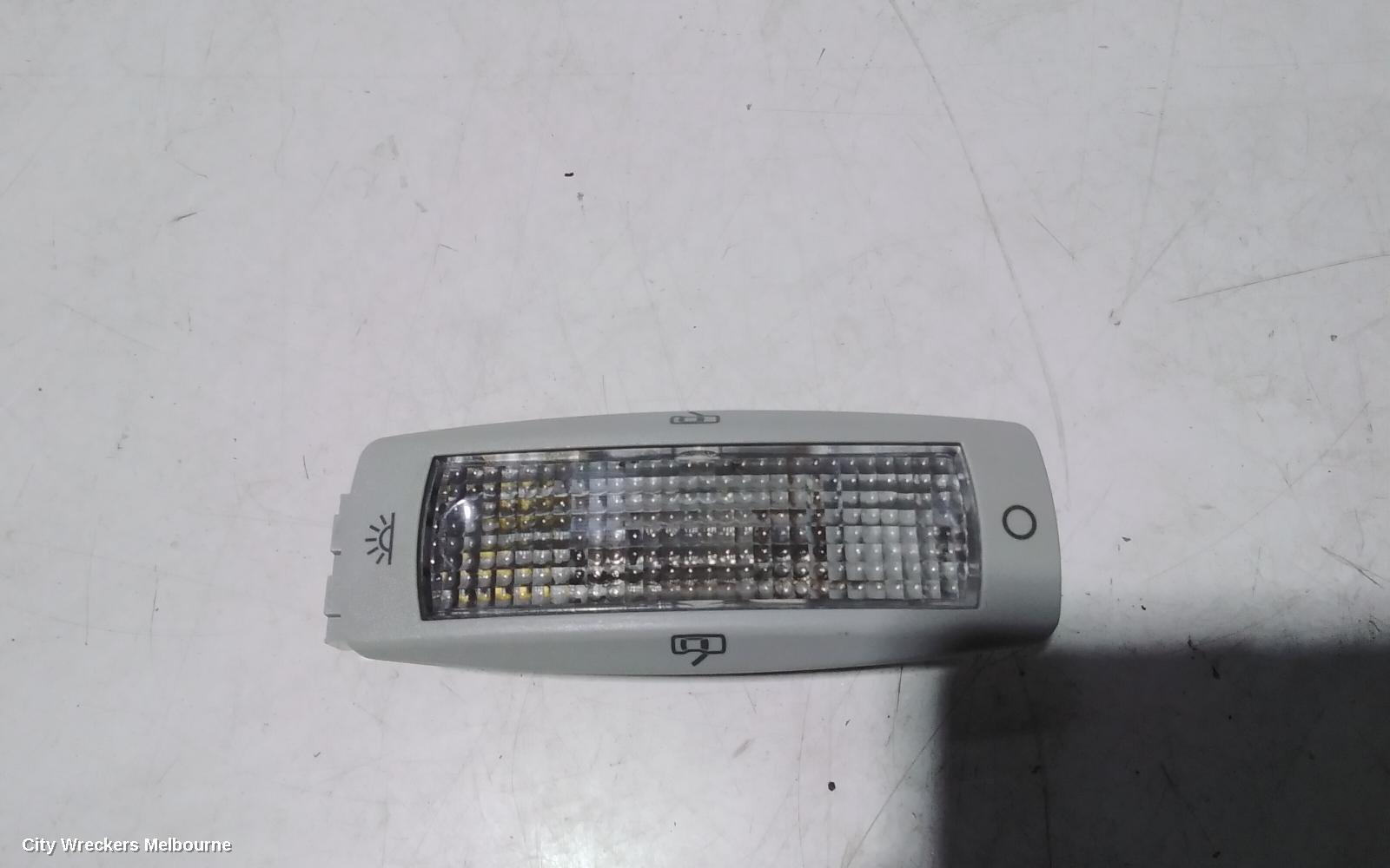 HYUNDAI GENESIS COURTESY LIGHT, DH, 11/2014 - 01/2018