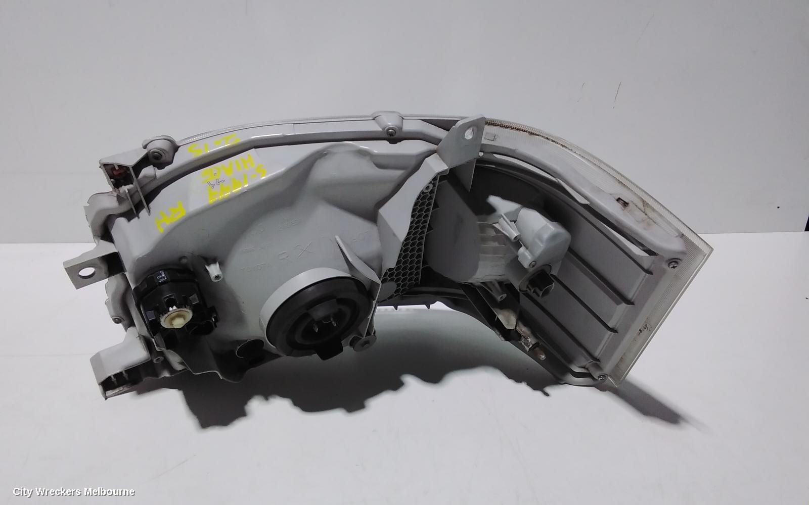 TOYOTA HIACE RIGHT HEADLAMP, TRH/KDH, LWB/SWB, 12/2013 - 04/2019