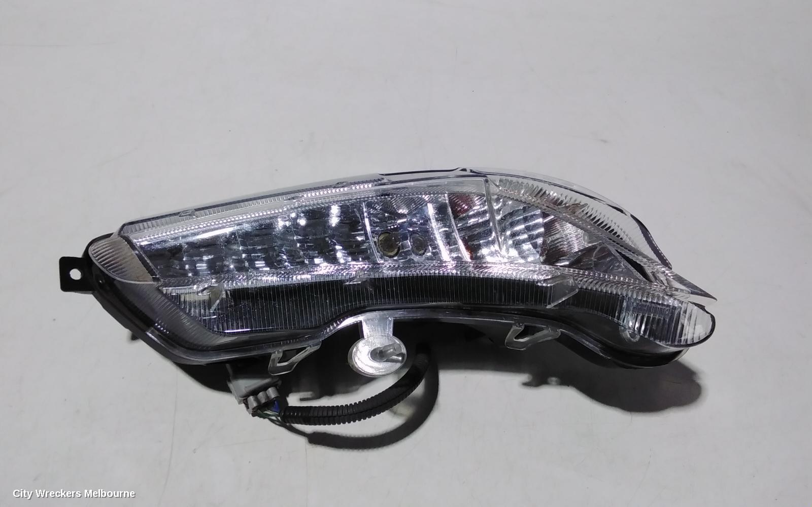 TOYOTA CAMRY RIGHT INDICATOR/FOG/SIDE, BUMPER FLASHER, ASV50/AVV50, 05/2015 - 10/2017