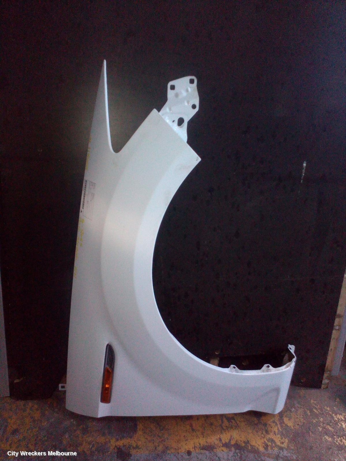 FORD MONDEO RIGHT GUARD, MA-MC, 10/2007 - 12/2014