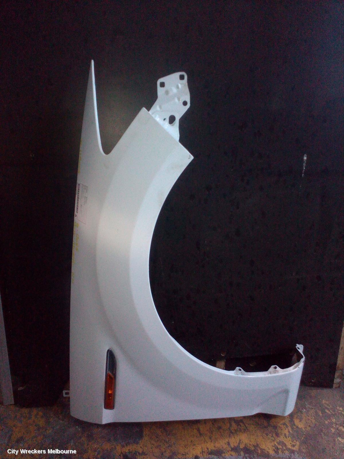 FORD MONDEO RIGHT GUARD, MA-MC, 10/2007 - 12/2014