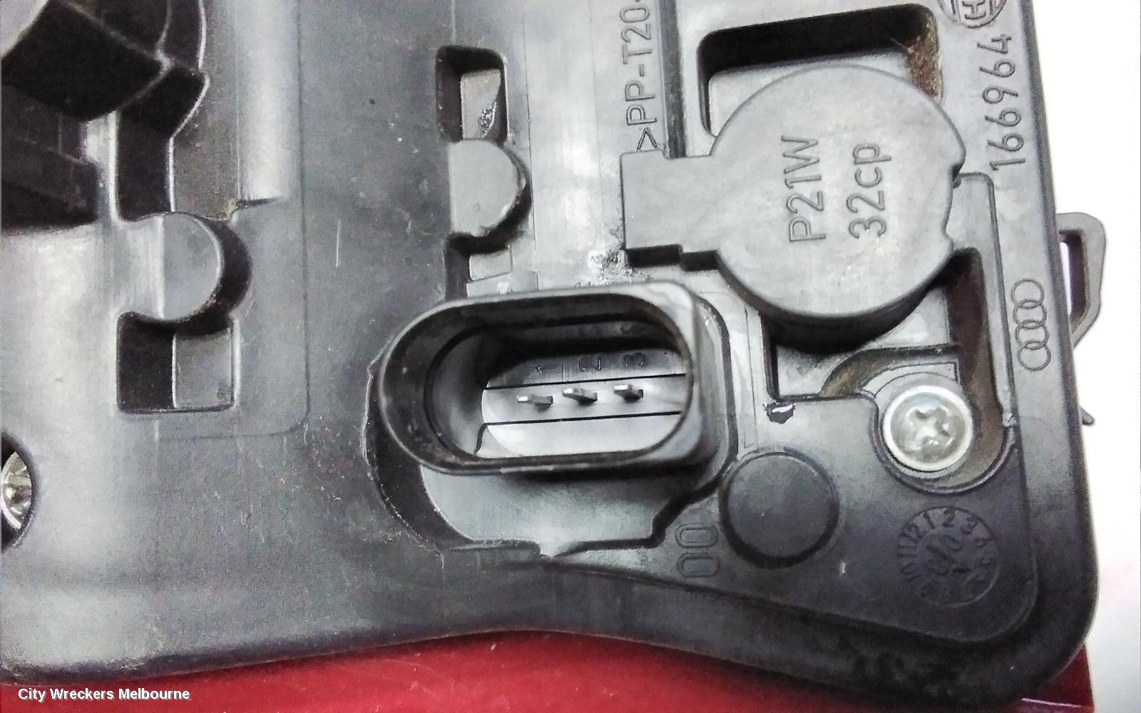 AUDI A4 RIGHT TAILLIGHT, B8 8K (A4), SEDAN, STANDARD TYPE, 02/2008 - 06/2012