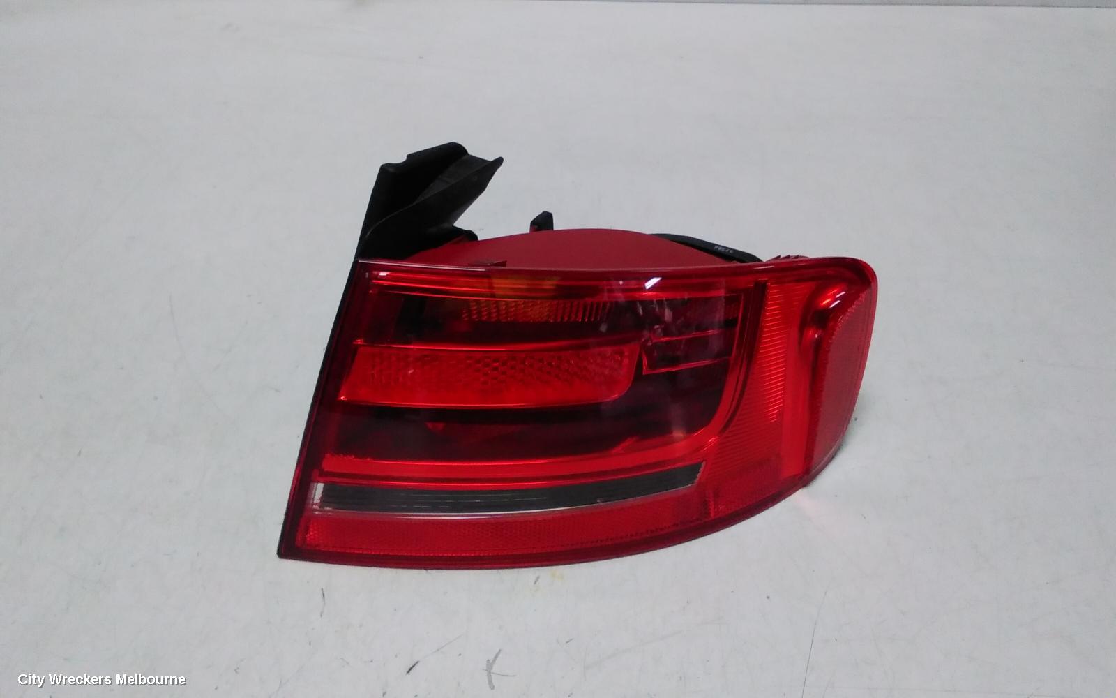 AUDI A4 RIGHT TAILLIGHT, B8 8K (A4), SEDAN, STANDARD TYPE, 02/2008 - 06/2012