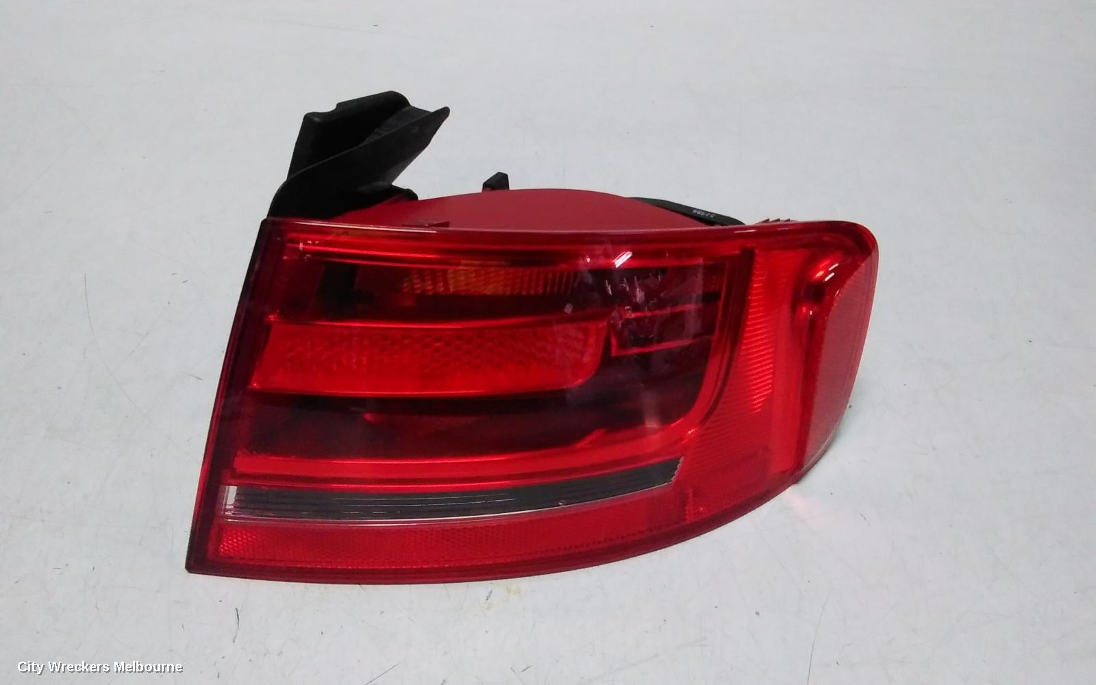 AUDI A4 RIGHT TAILLIGHT, B8 8K (A4), SEDAN, STANDARD TYPE, 02/2008 - 06/2012