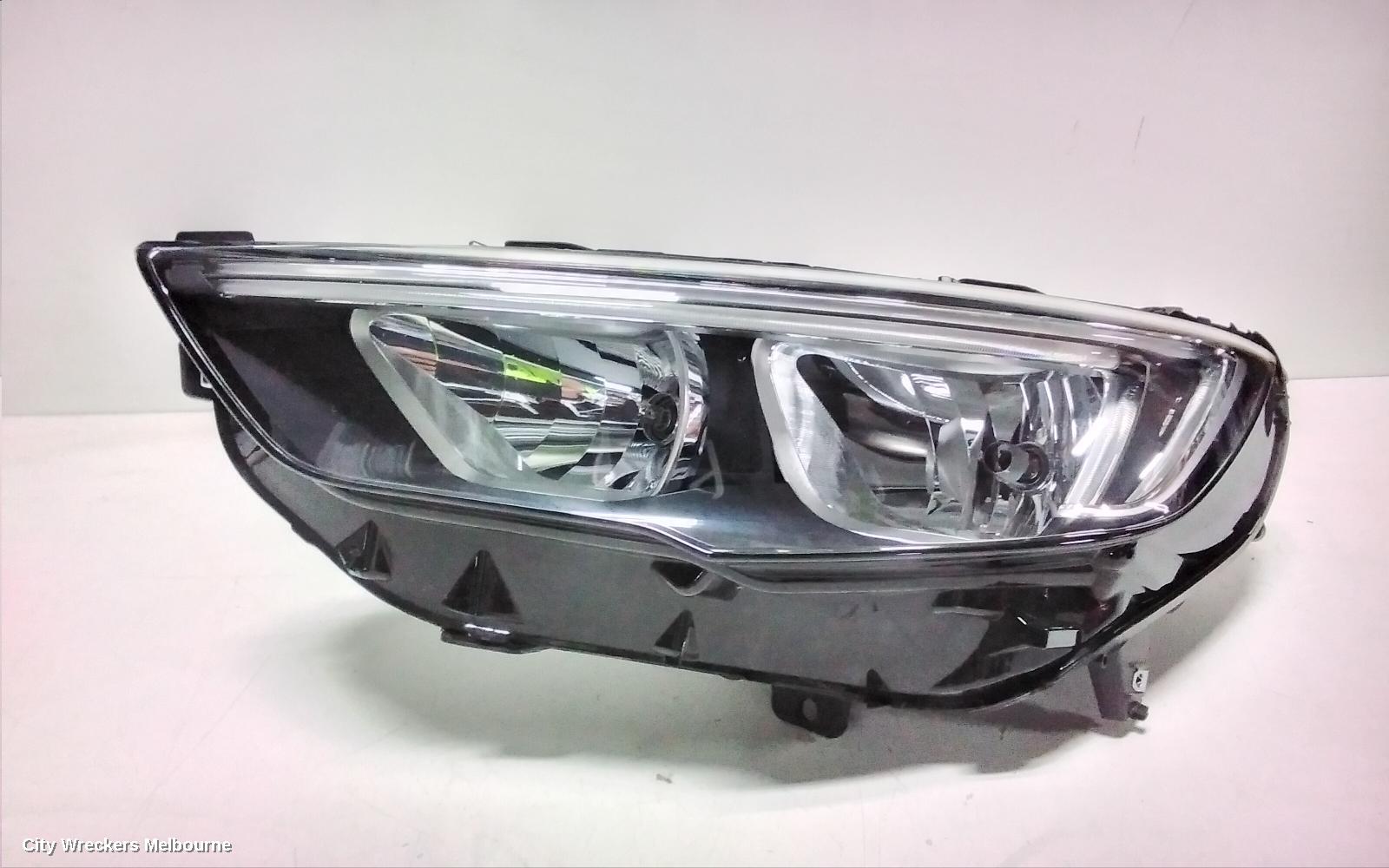 HOLDEN COMMODORE LEFT HEADLAMP, ZB, HALOGEN TYPE, 10/2017 - 12/2020