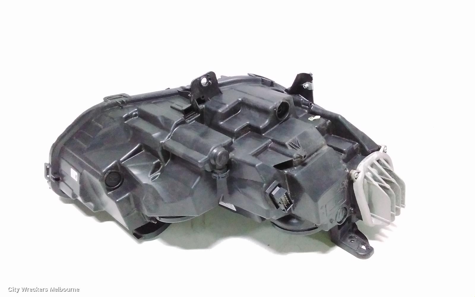 HOLDEN COMMODORE LEFT HEADLAMP, ZB, HALOGEN TYPE, 10/2017 - 12/2020