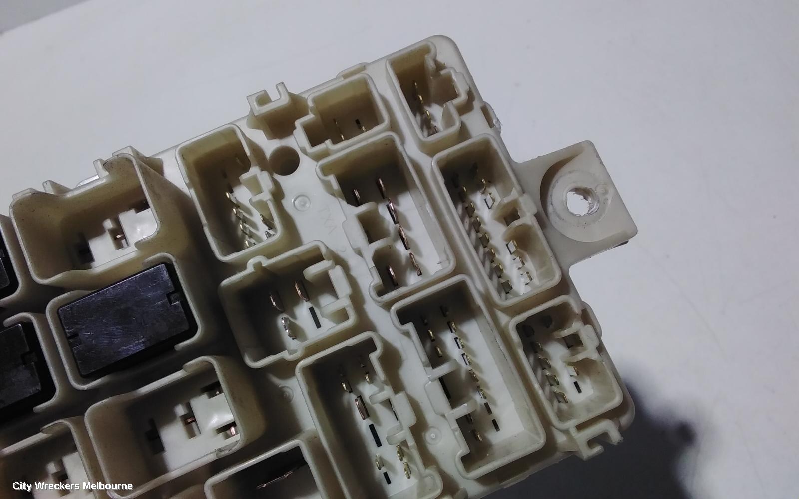 MITSUBISHI TRITON FUSE BOX, UNDER DASH, MQ, 04/2015 - 10/2018