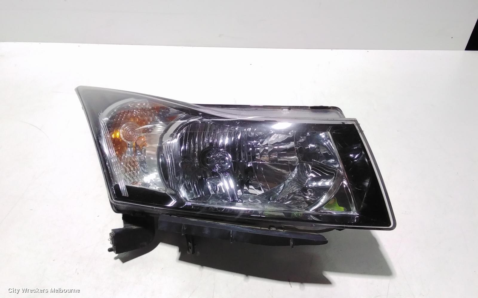 HOLDEN CRUZE RIGHT HEADLAMP, JG, 03/2009 - 02/2011