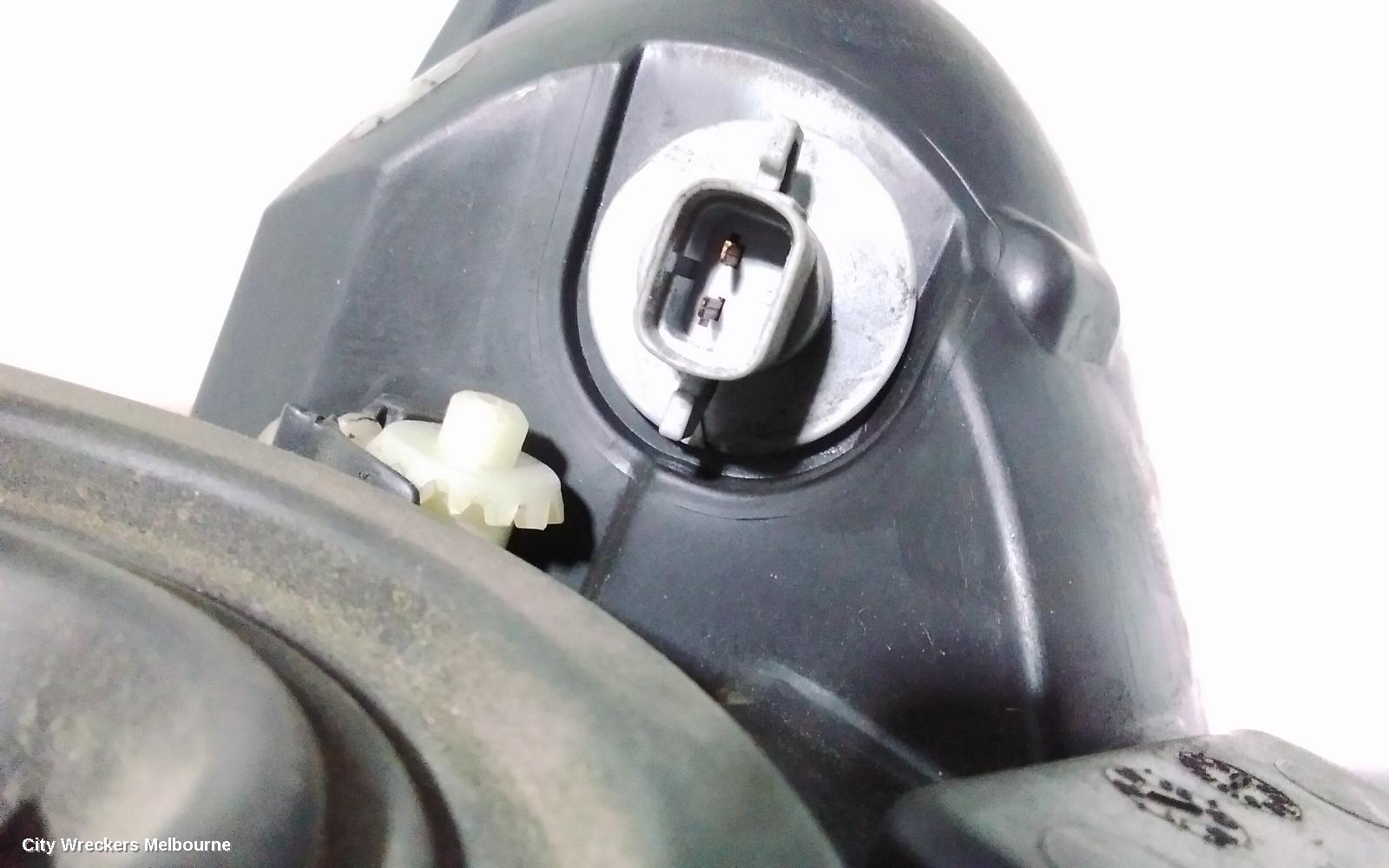 HOLDEN CRUZE RIGHT HEADLAMP, JG, 03/2009 - 02/2011