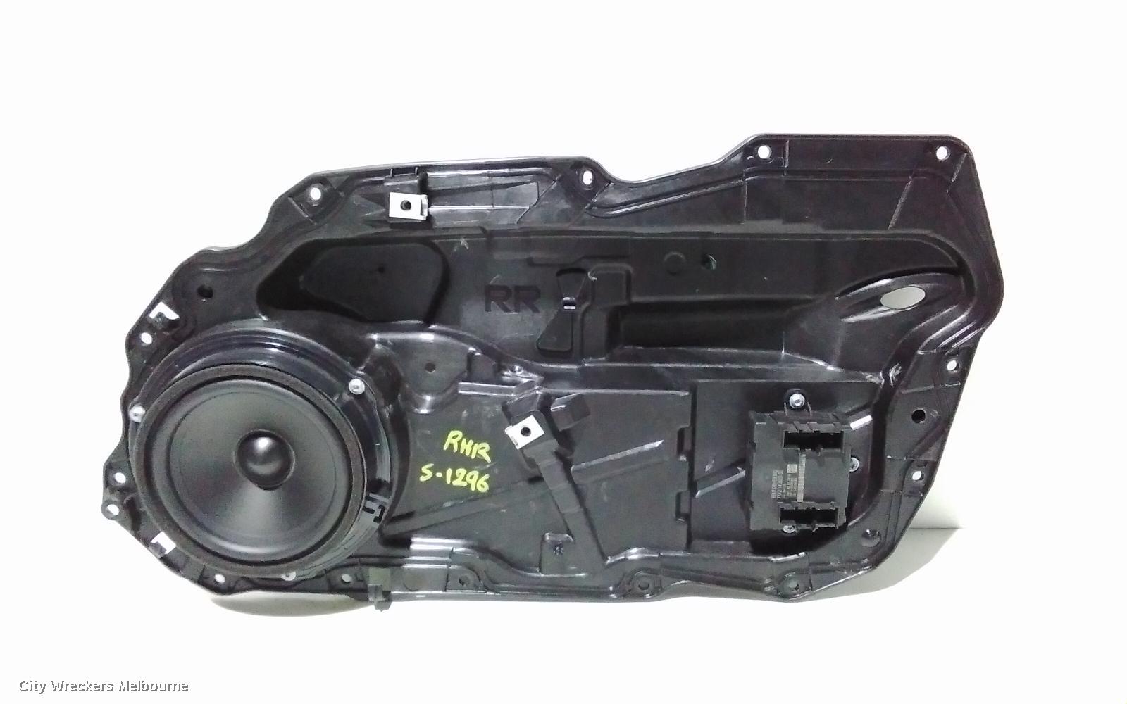 LAND ROVER DISCOVERY SPORT SPEAKER, L550, 01/2015 ONWARDS