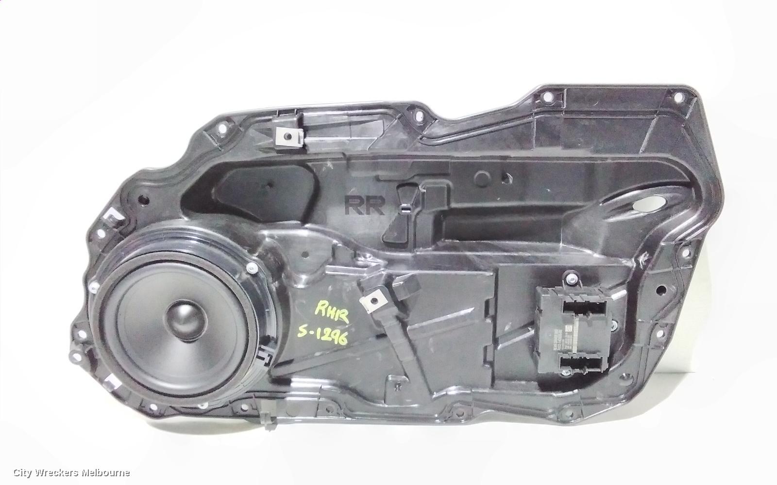 LAND ROVER DISCOVERY SPORT SPEAKER, L550, 01/2015 ONWARDS