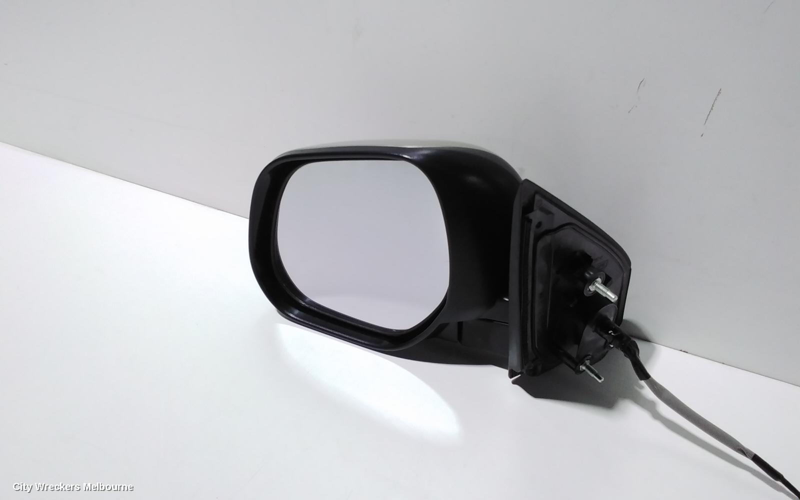 MITSUBISHI OUTLANDER LEFT DOOR MIRROR, ZG, 3 WIRE TYPE, 11/2006 - 09/2009