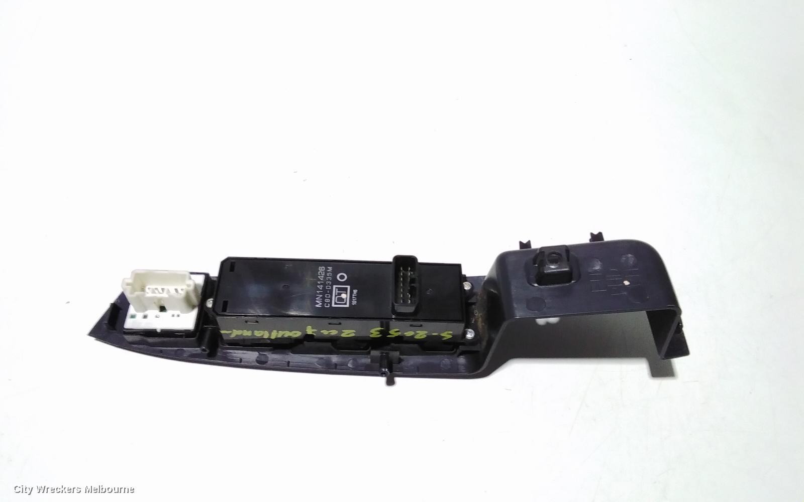 MITSUBISHI OUTLANDER PWR DR WIND SWITCH, RH FRONT (MASTERSWITCH), ZG, 11/2006 - 09/2009