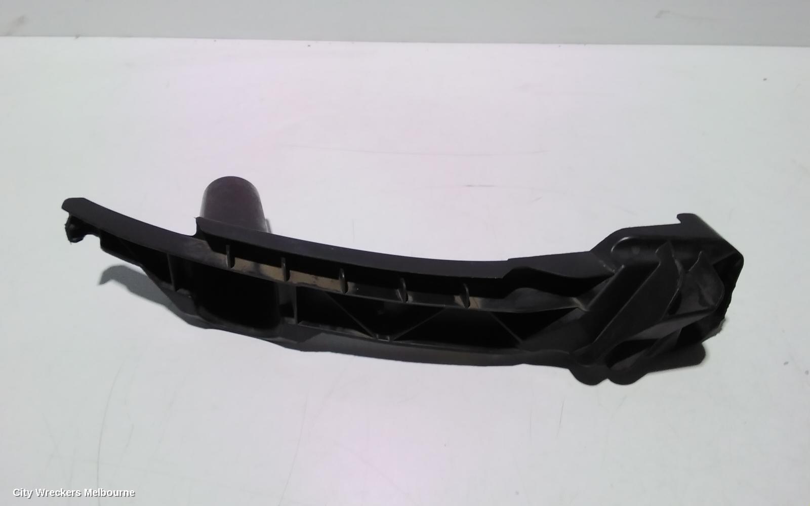 VOLKSWAGEN GOLF, GEN 5 06/2004 - 02/2009, RHF BAR SLIDER: 92374