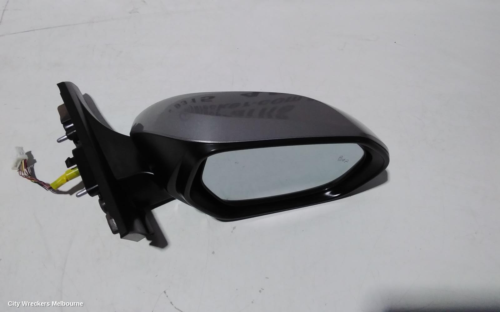TOYOTA C-HR RIGHT DOOR MIRROR, NON CAMERA TYPE, COLOUR CODED, GEN 1, 12/2016 ONWARDS