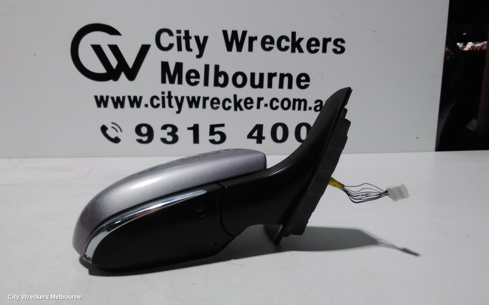 TOYOTA C-HR RIGHT DOOR MIRROR, NON CAMERA TYPE, COLOUR CODED, GEN 1, 12/2016 ONWARDS