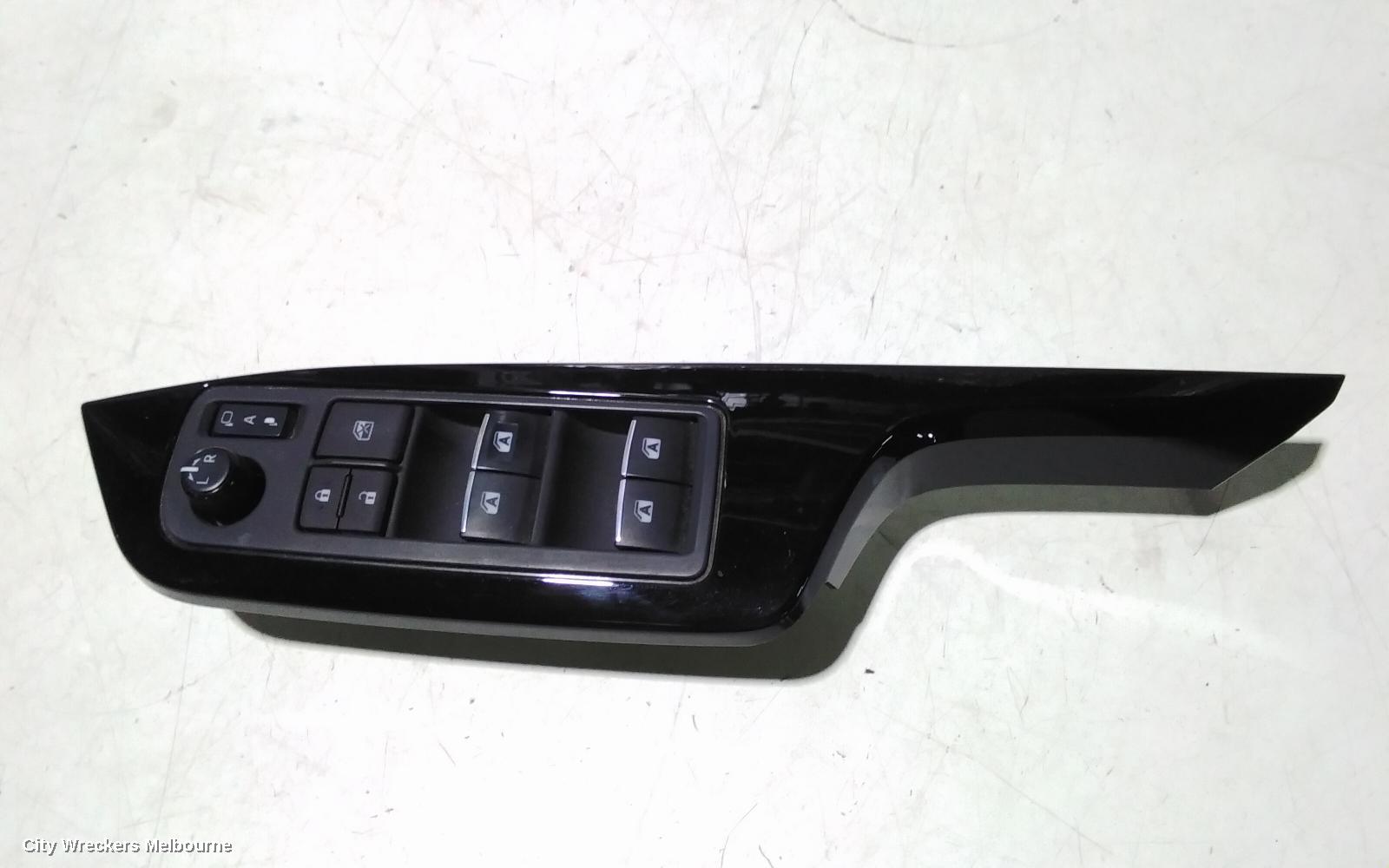 TOYOTA C-HR PWR DR WIND SWITCH, RH FRONT (MASTER SWITCH), AUTO TYPE, GEN 1, 12/2016 - 09/2023