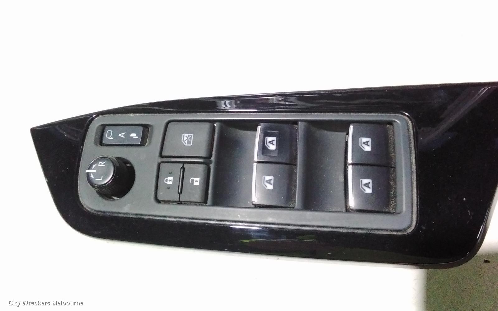 TOYOTA C-HR PWR DR WIND SWITCH, RH FRONT (MASTER SWITCH), AUTO TYPE, GEN 1, 12/2016 - 09/2023