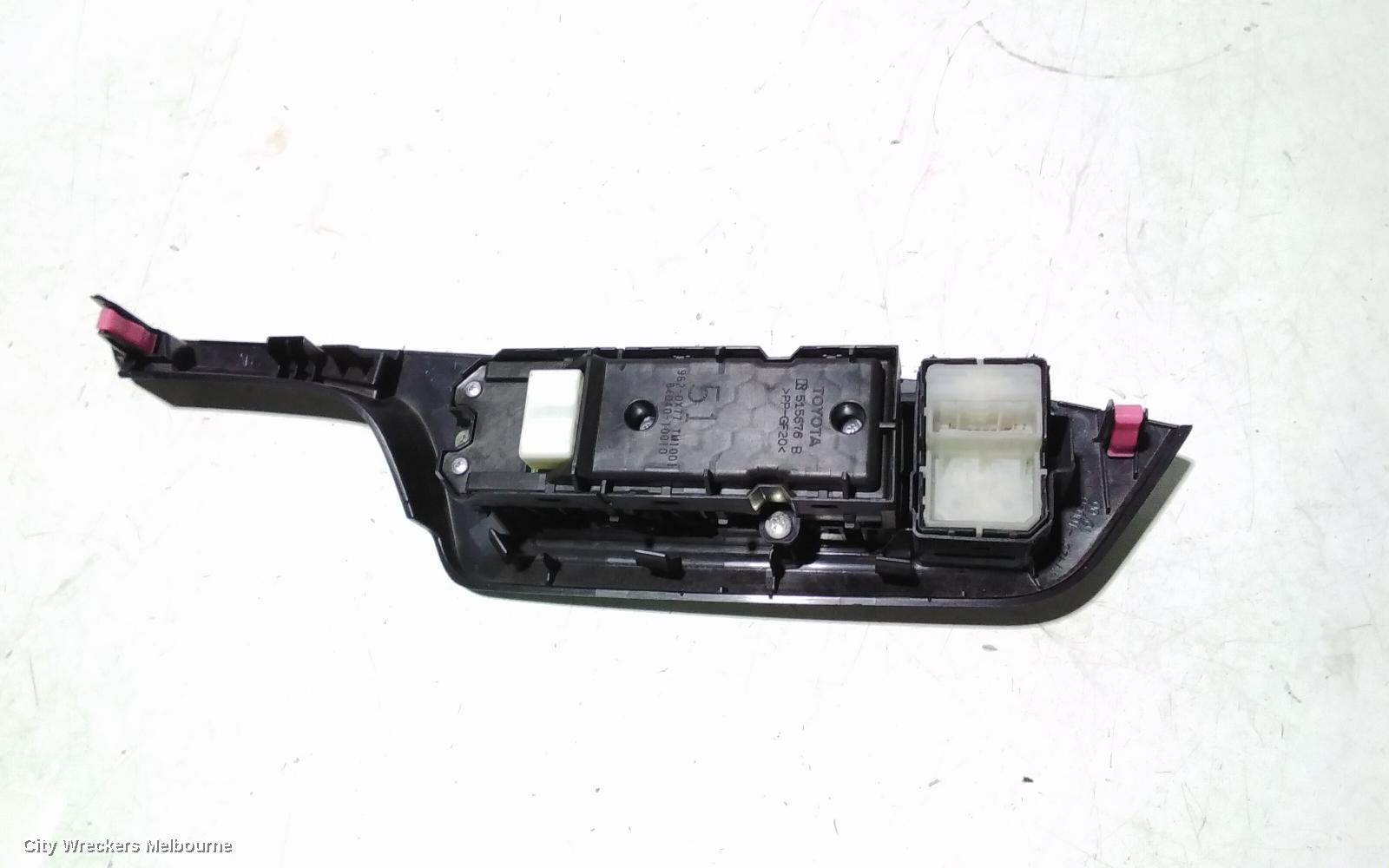 TOYOTA C-HR PWR DR WIND SWITCH, RH FRONT (MASTER SWITCH), AUTO TYPE, GEN 1, 12/2016 - 09/2023