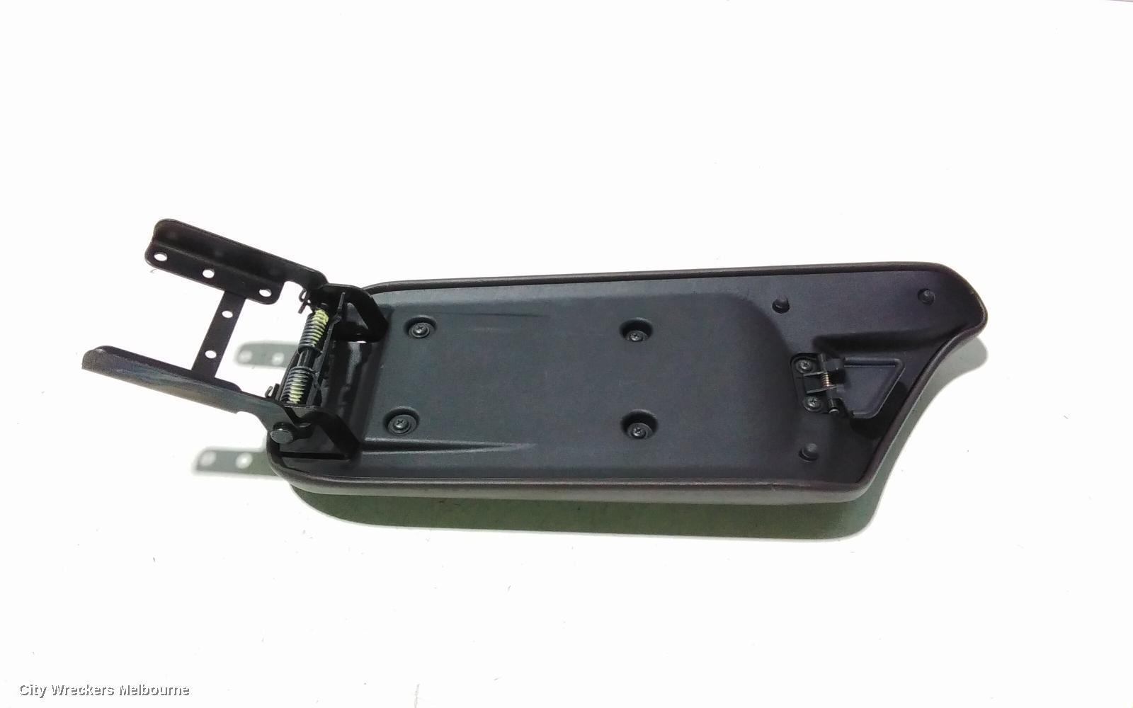 TOYOTA C-HR CONSOLE, GLOSS BLACK, NGX10R/NGX50R/ZYX10R, 12/2016 ONWARDS