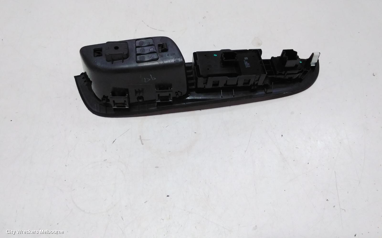 HOLDEN COMMODORE PWR DR WIND SWITCH, RH FRONT (MASTER SWITCH), UTE, VF, 05/2013 - 12/2017