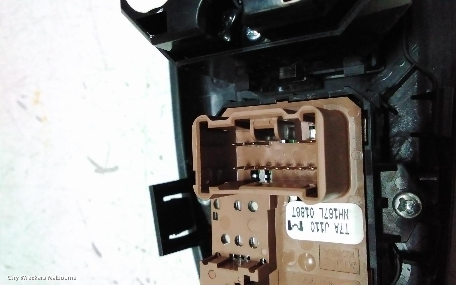 HONDA ACCORD PWR DR WIND SWITCH, RH FRONT (MASTER SWITCH), 9TH GEN, VTI-L/V6L, 05/2013 - 08/2019