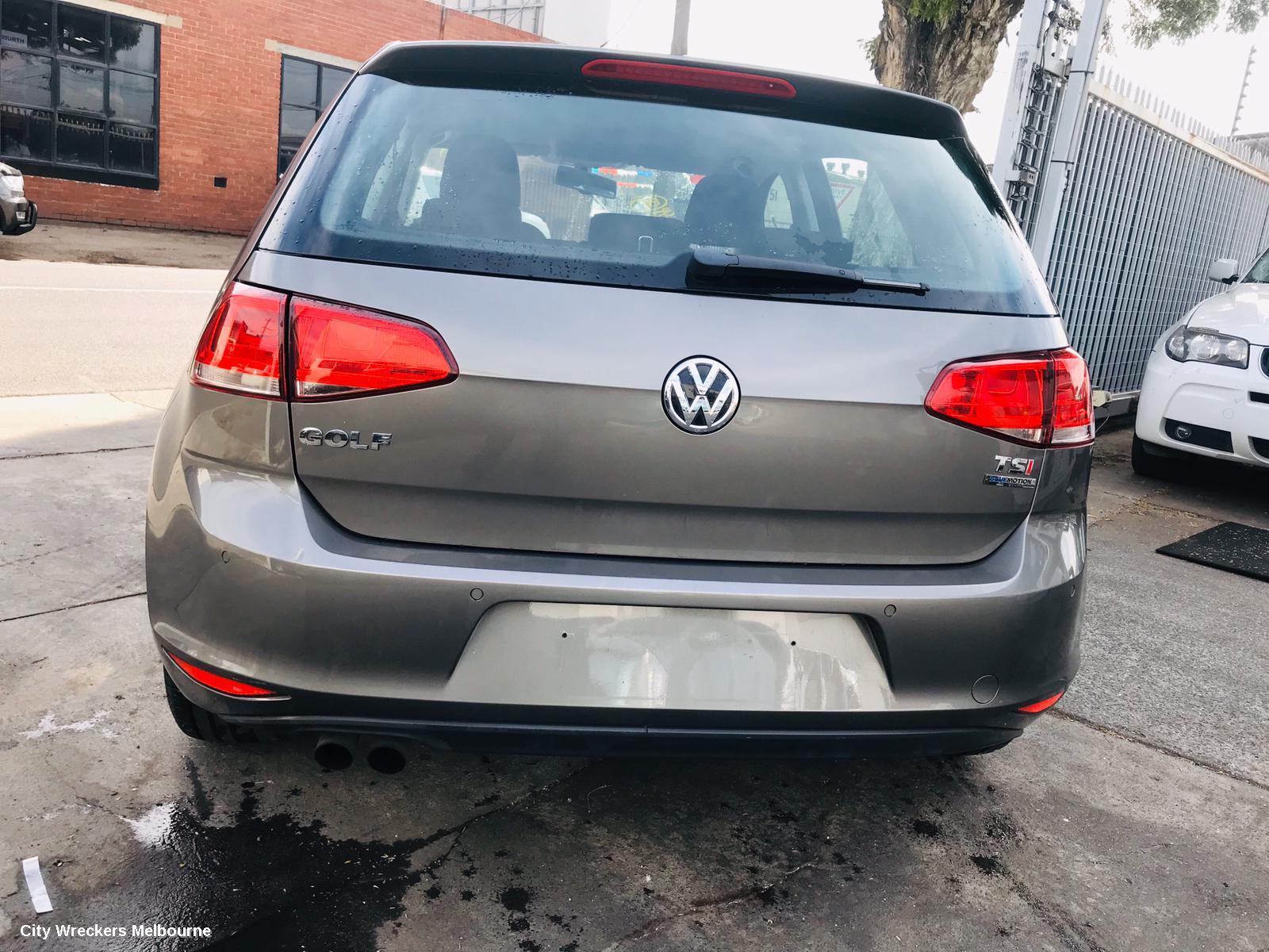 VOLKSWAGEN GOLF RIGHT GUARD LINER, GEN 6, HATCH/CABRIO, 12/2008 - 01/2016