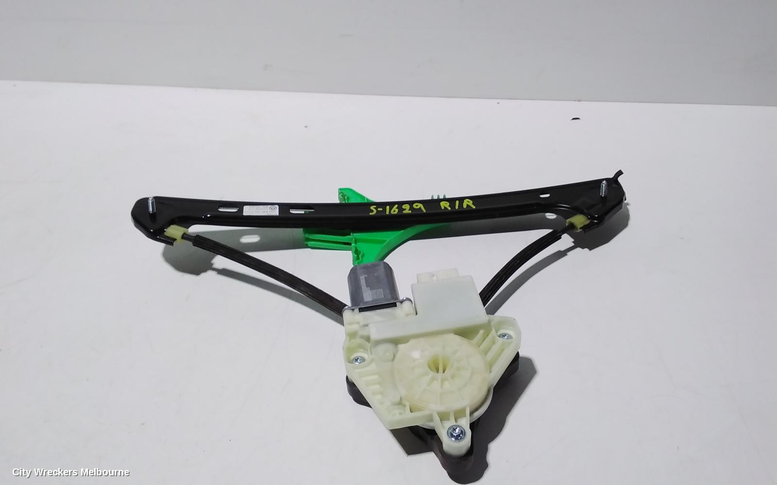 VOLKSWAGEN GOLF RIGHT REAR WND REG/MOTOR, GEN 7, 03/2013 - 08/2020