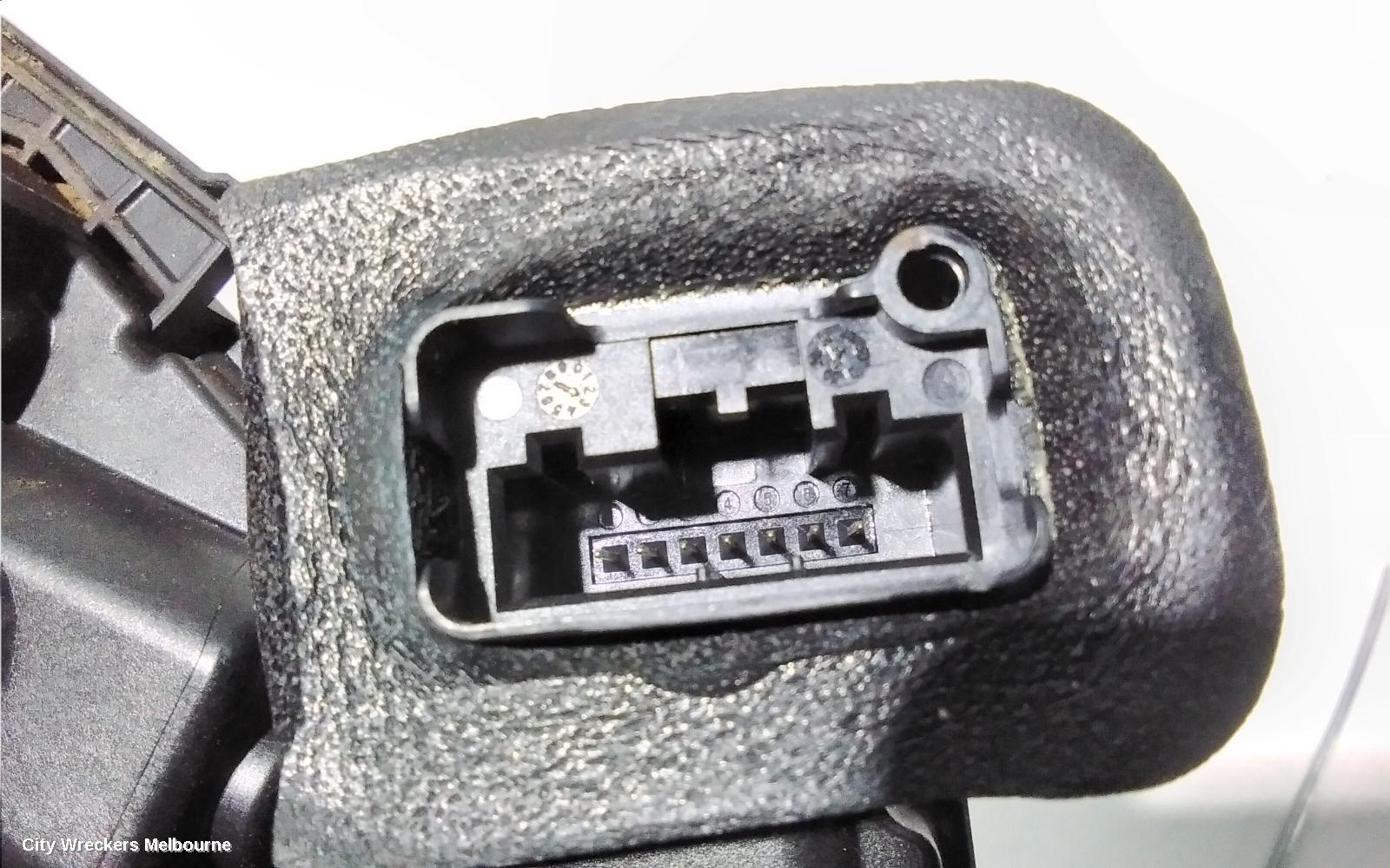 VOLKSWAGEN GOLF DOOR/BOOT/GATE LOCK, RIGHT REAR DOOR LOCK, P/N 5K4839016Q, GEN 7, 03/2013 - 08/2020