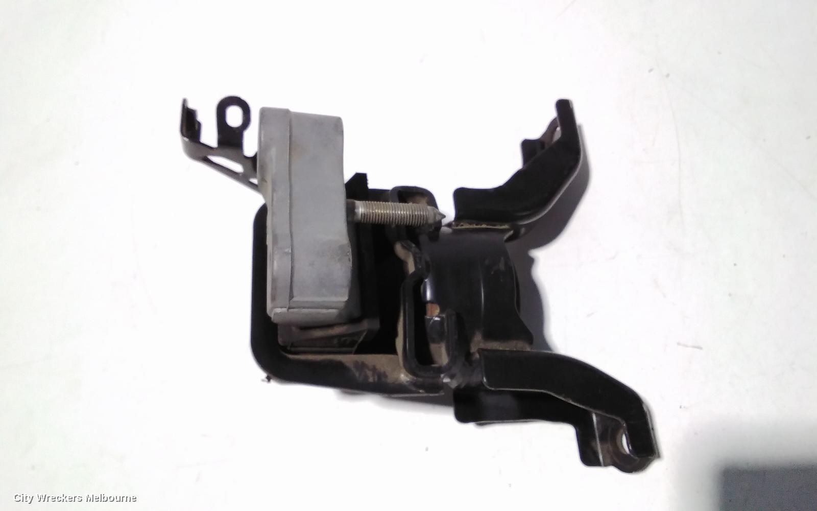 TOYOTA RAV4 MOUNT, XA40, 12/2012 - 12/2018