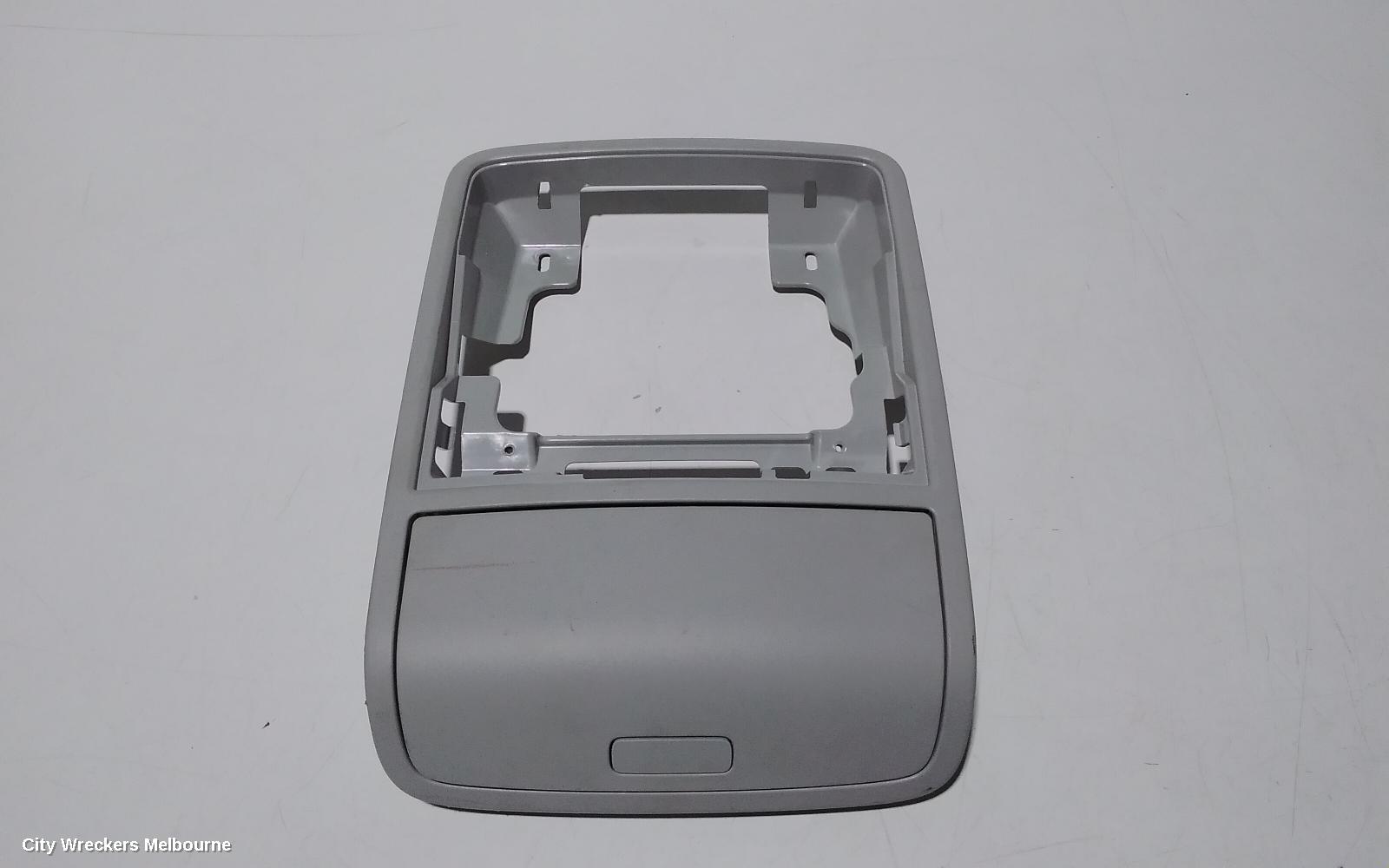 HYUNDAI GENESIS COURTESY LIGHT, DH, 11/2014 - 01/2018