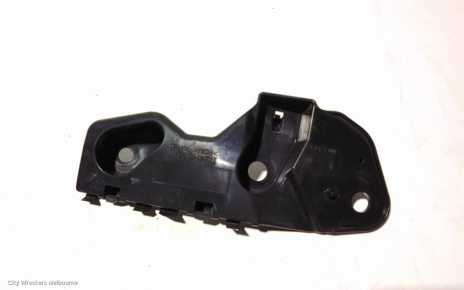 MAZDA CX3, DK, 03/2015 ONWARDS, RHF BAR BRACKET: 92515