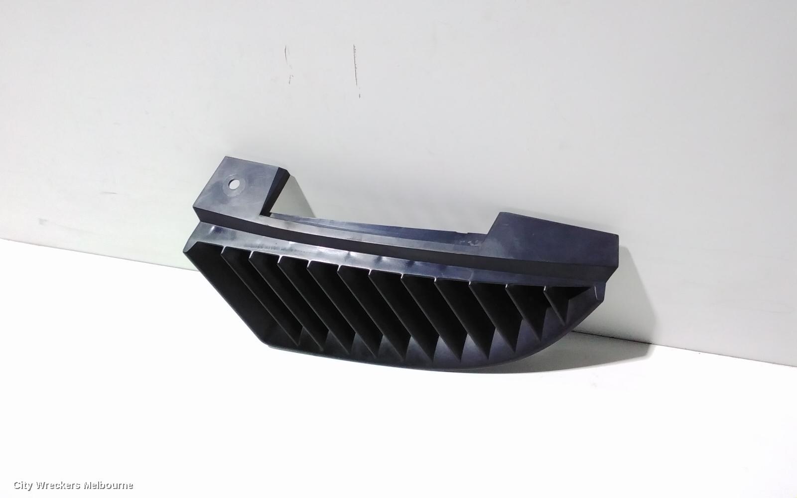 MITSUBISHI COLT GRILLE, RADIATOR GRILLE (LH SIDE), RZ, NON TURBO TYPE, 10/2006 - 11/2008