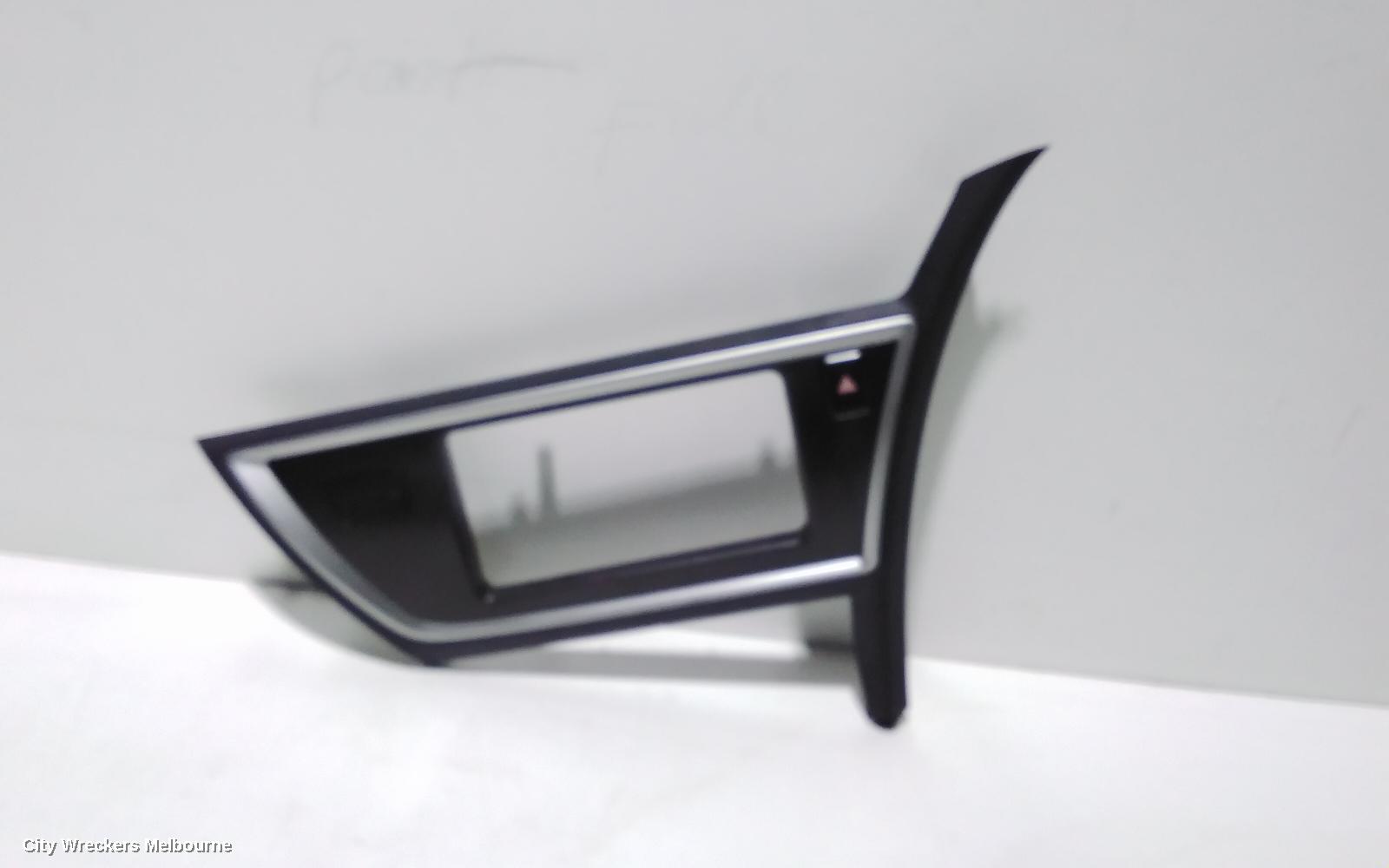 TOYOTA COROLLA, ZRE182R 10/2012 - 06/2018, FACIA : 92524