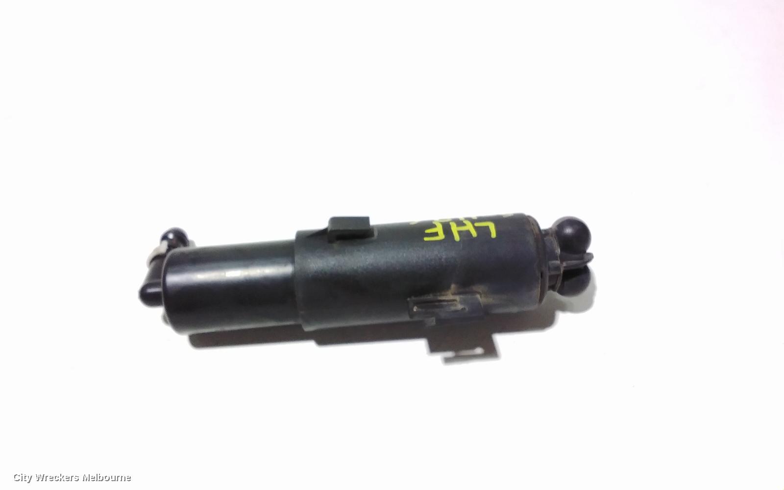 AUDI A4 WASHER JET, B8 8K, 04/2008 - 06/2012