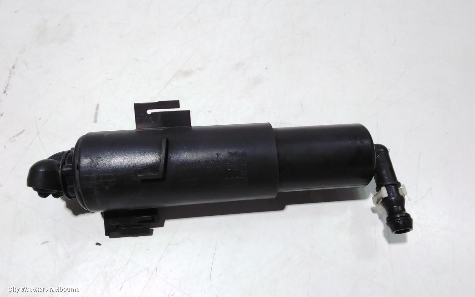 AUDI A4 WASHER JET, B8 8K, 04/2008 - 06/2012