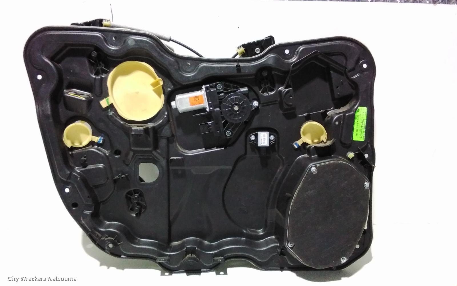 JEEP CHEROKEE LEFT FRONT WINDOW REG/MOTOR, KL, 02/2014 ONWARDS