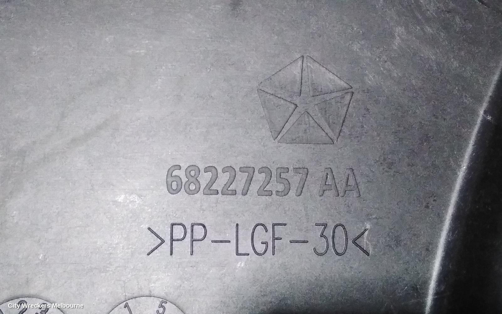 JEEP CHEROKEE LEFT FRONT WINDOW REG/MOTOR, KL, 02/2014 ONWARDS