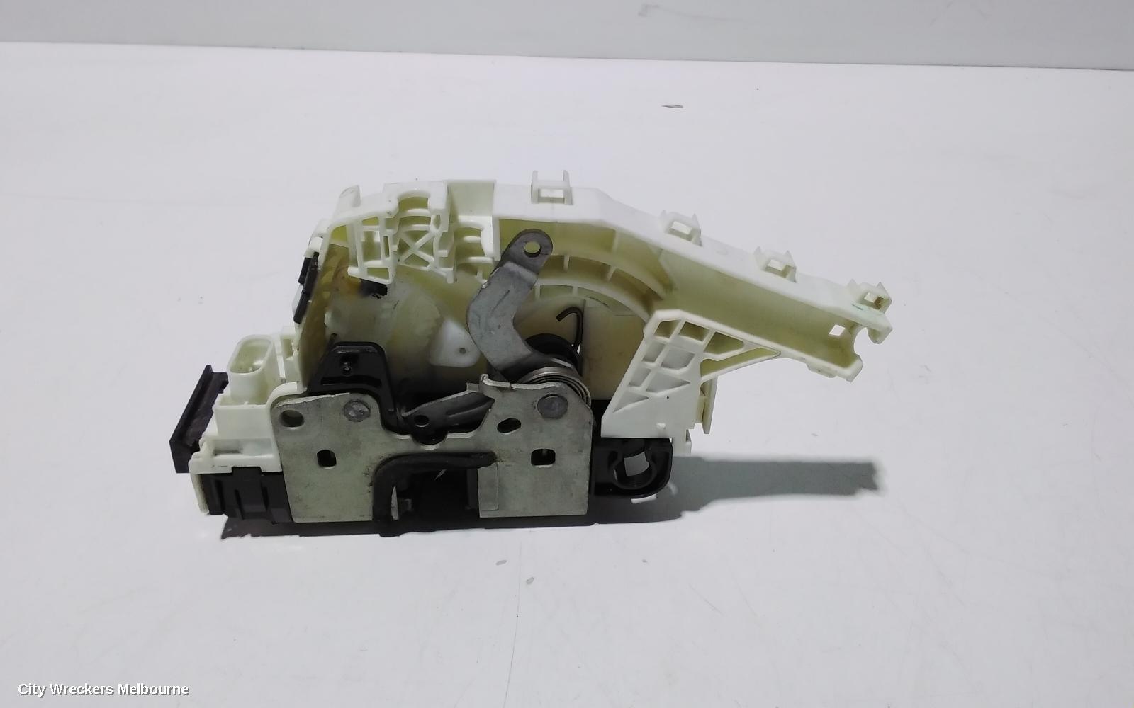 JEEP CHEROKEE DOOR/BOOT/GATE LOCK, LEFT FRONT DOOR LOCK, KL, 02/2014 - 03/2018