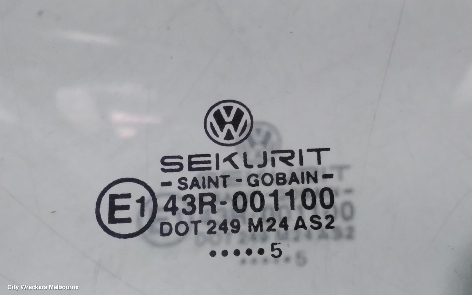 VOLKSWAGEN TRANSPORTER LEFT FRONT DOOR WINDOW, T5, 08/2004 - 06/2015