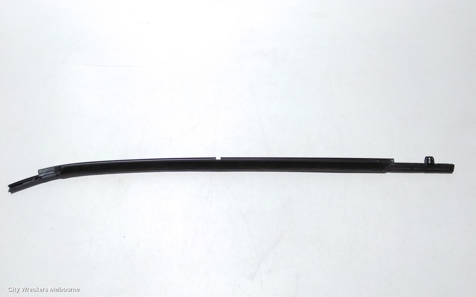 MAZDA 3 DOOR MOULD, RHR CHROM MOULD: 92655, RH REAR, RUBBER CHANNEL DOOR FRAME MOULD, HATCH, BP, 03/2019 ONWARDS