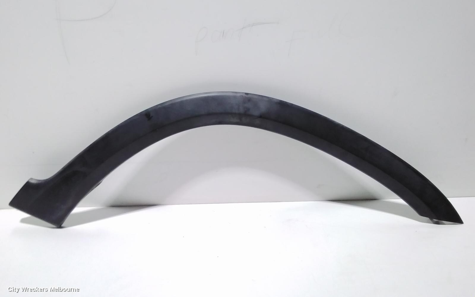 HONDA CRV WHEEL ARCH FLARE, RD7, RH FRONT, 12/2001 - 02/2007