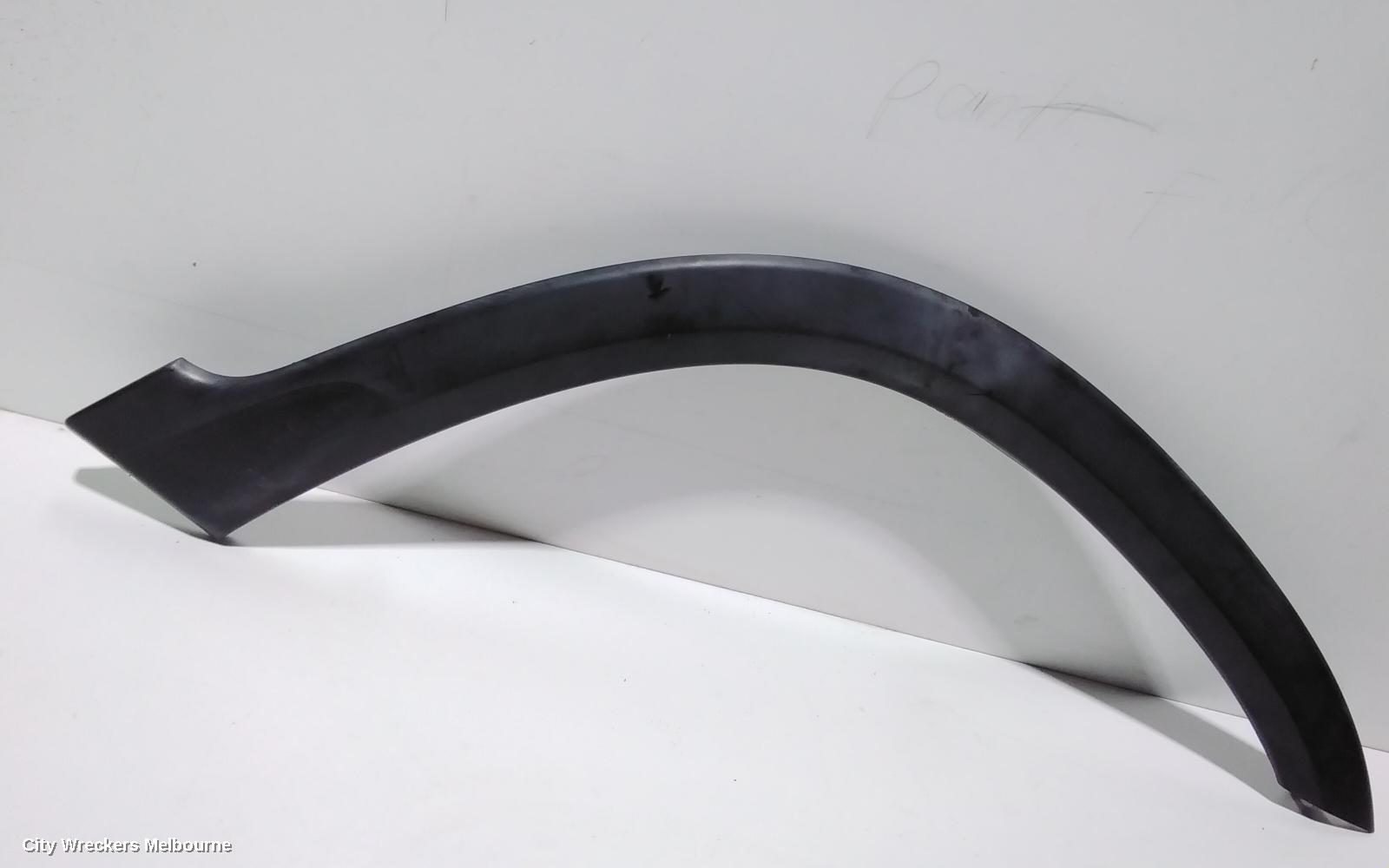 HONDA CRV WHEEL ARCH FLARE, RD7, RH FRONT, 12/2001 - 02/2007