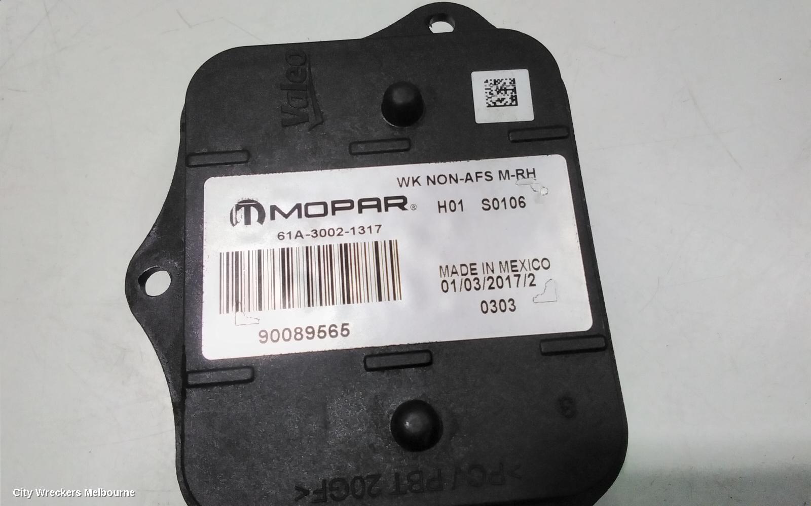 JEEP GRANDCHEROKEE, WK, 10/2010 - 02/2022, RH XENON MOUDEL & BULB : 92676