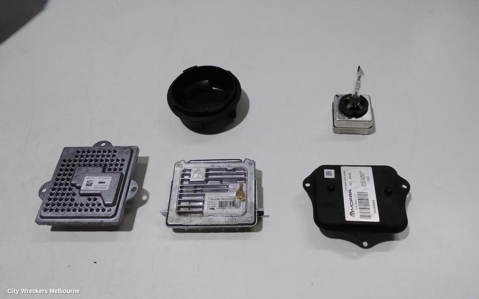JEEP GRANDCHEROKEE, WK, 10/2010 - 02/2022, RH XENON MOUDEL & BULB : 92676